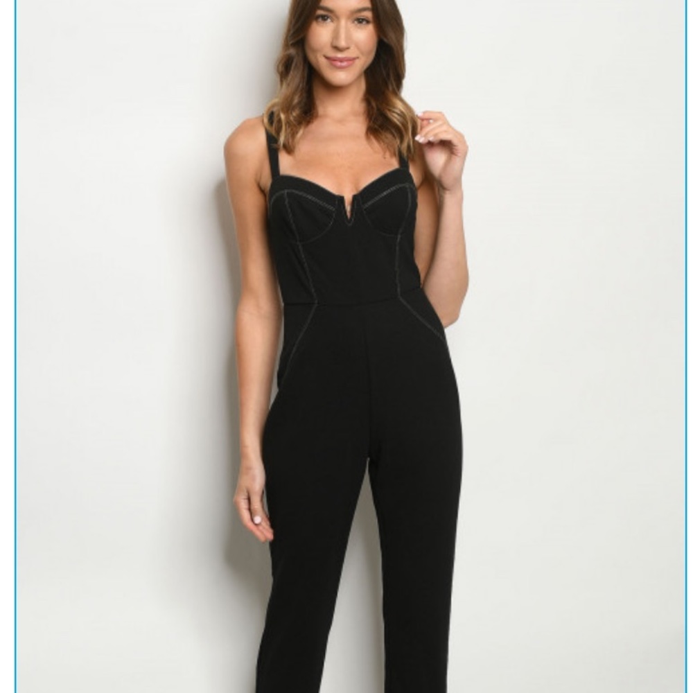 Black Sleeveless Sweetheart Jumpsuit